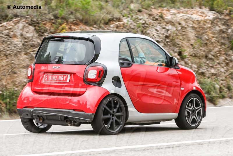 smart fortwo Brabus 2015: Στην… άγρια πλευρά της πόλης
